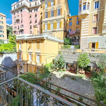 L'Alcova B&B, A Due Passi Dal Centro Genua Buitenkant foto