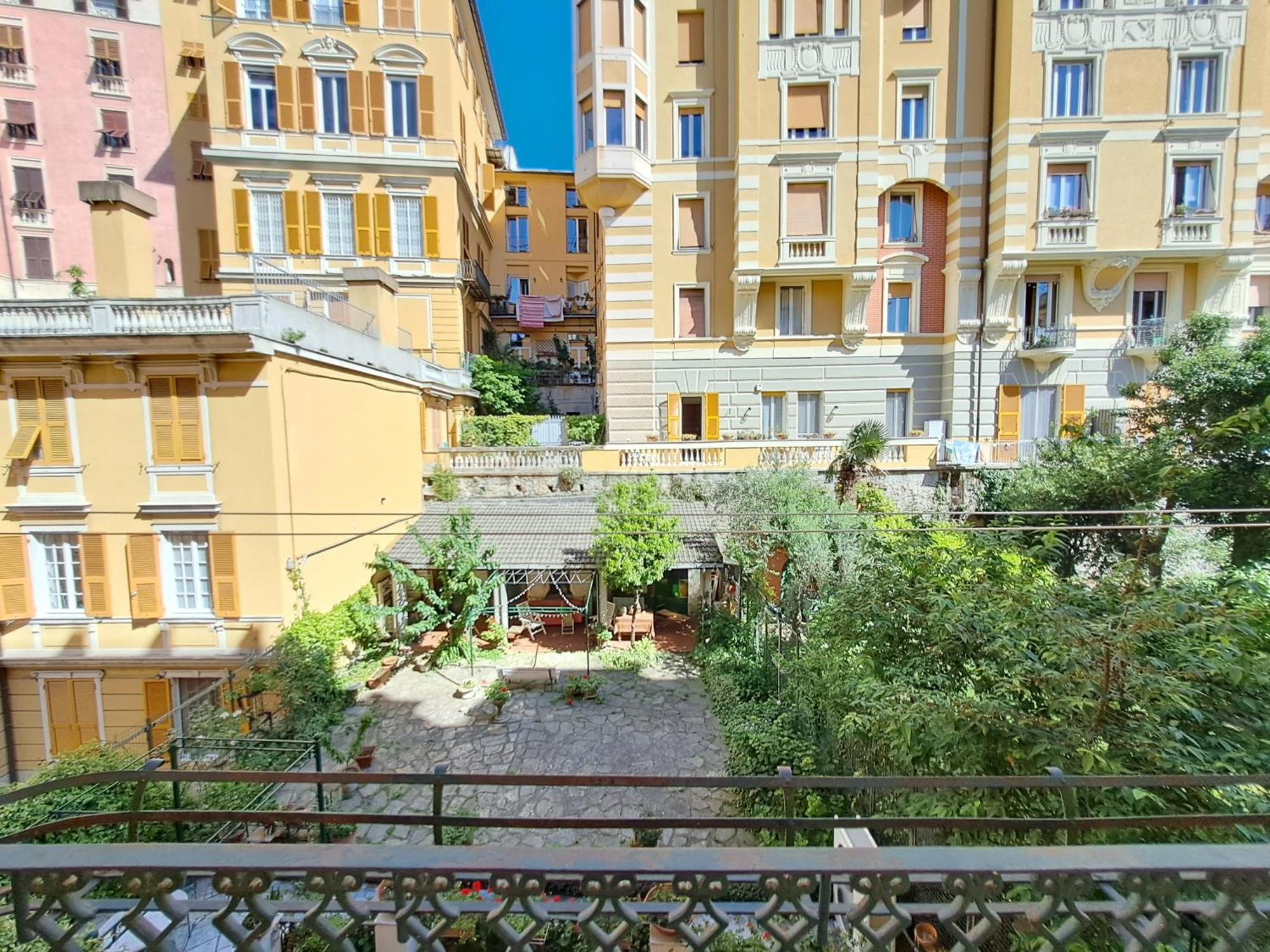 L'Alcova B&B, A Due Passi Dal Centro Genua Buitenkant foto